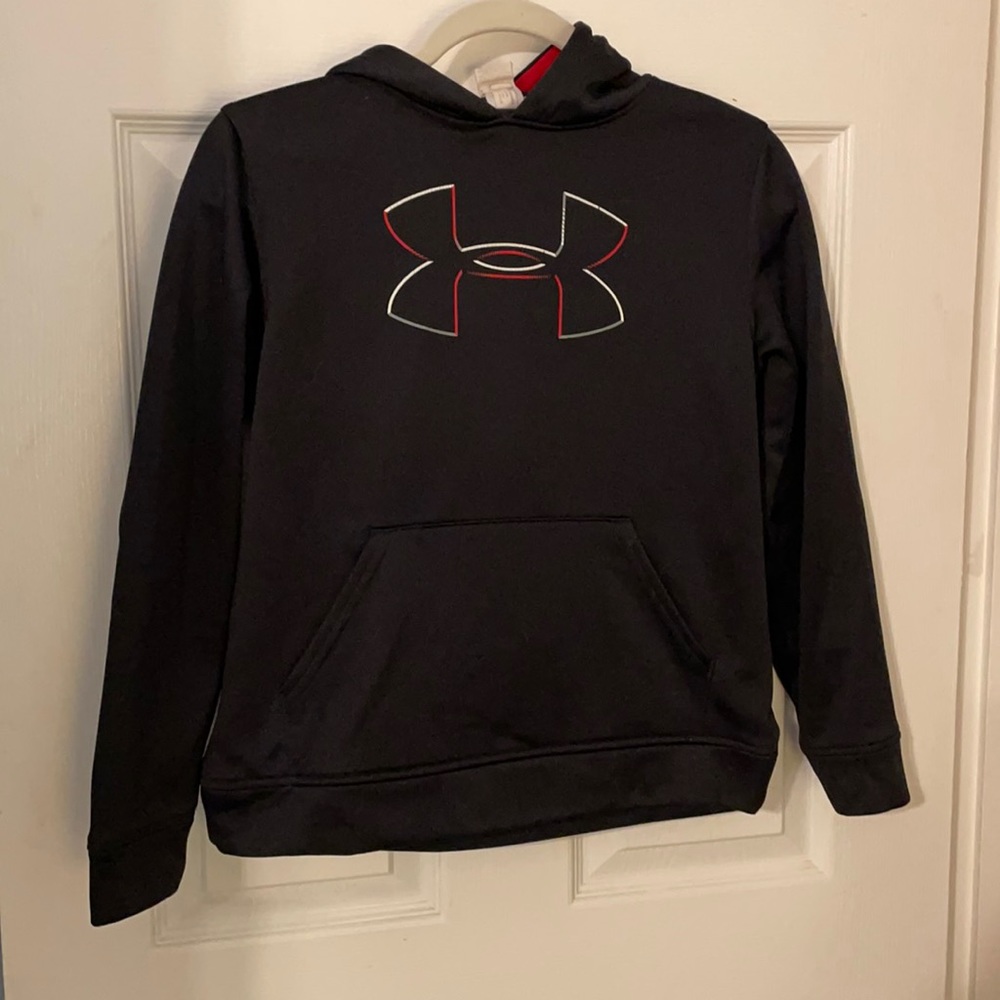 Boys under armor hooded pullover with front pockets, black and red, size medium